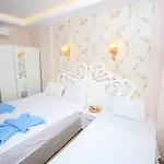 Mini House 2*