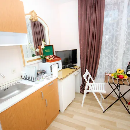 Mini House Отель эконом класса 2*